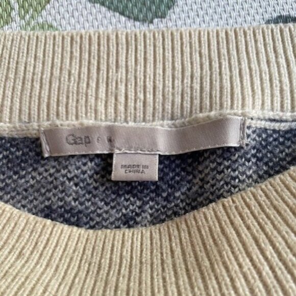 GAP Navy and Cream Leopard Spot Crew Neck Pullover Sweater - Picture 4 of 4